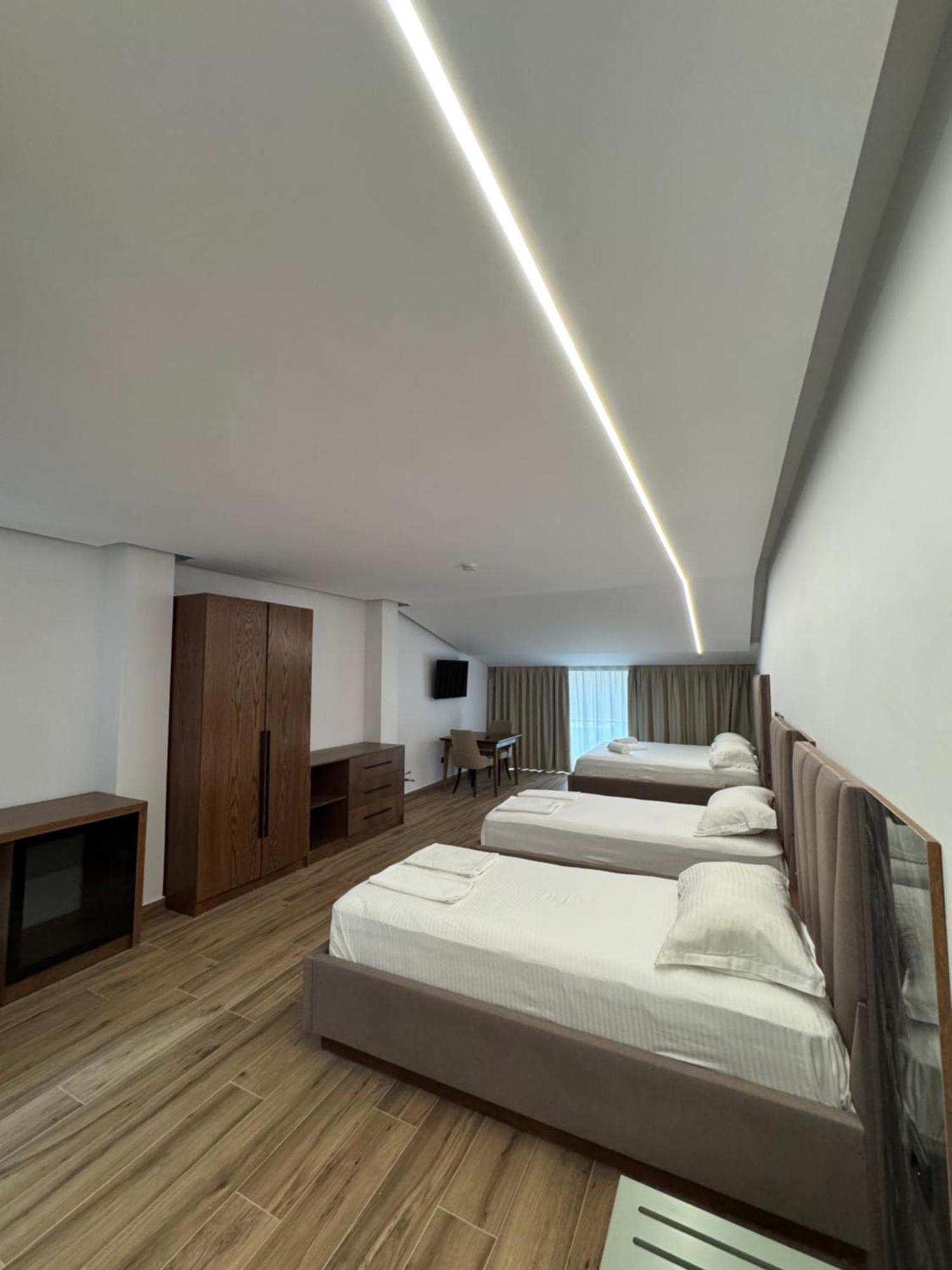 Hotel Fusha E Gjese Valbone Extérieur photo