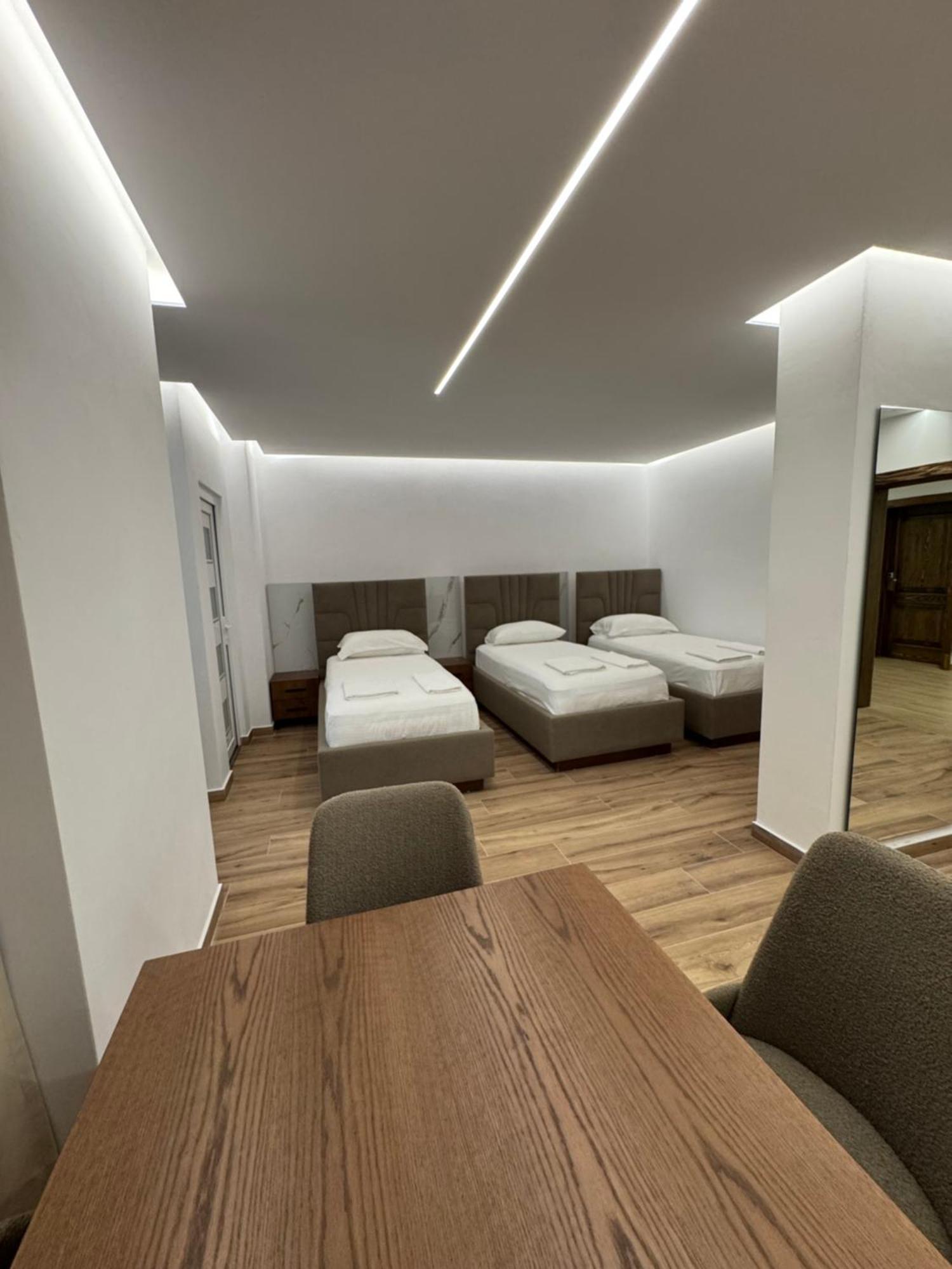 Hotel Fusha E Gjese Valbone Extérieur photo