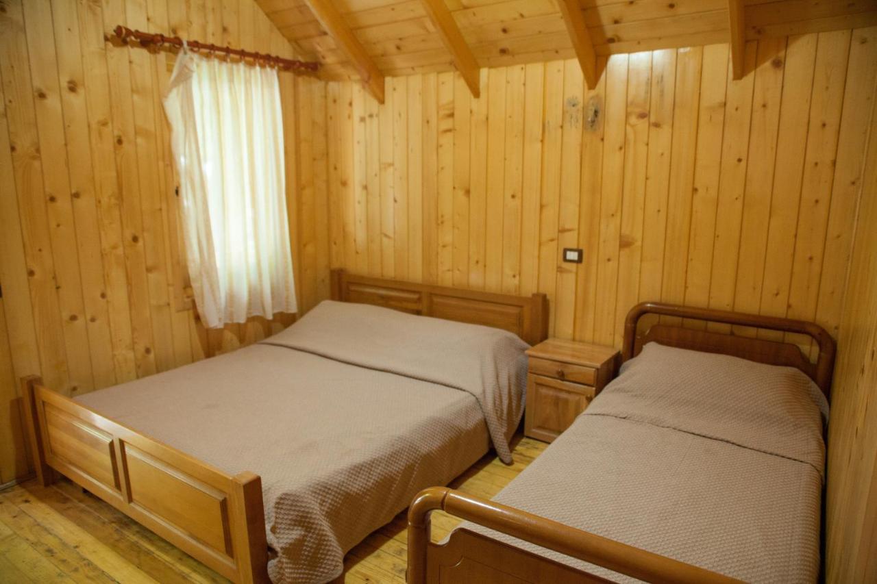 Hotel Fusha E Gjese Valbone Extérieur photo