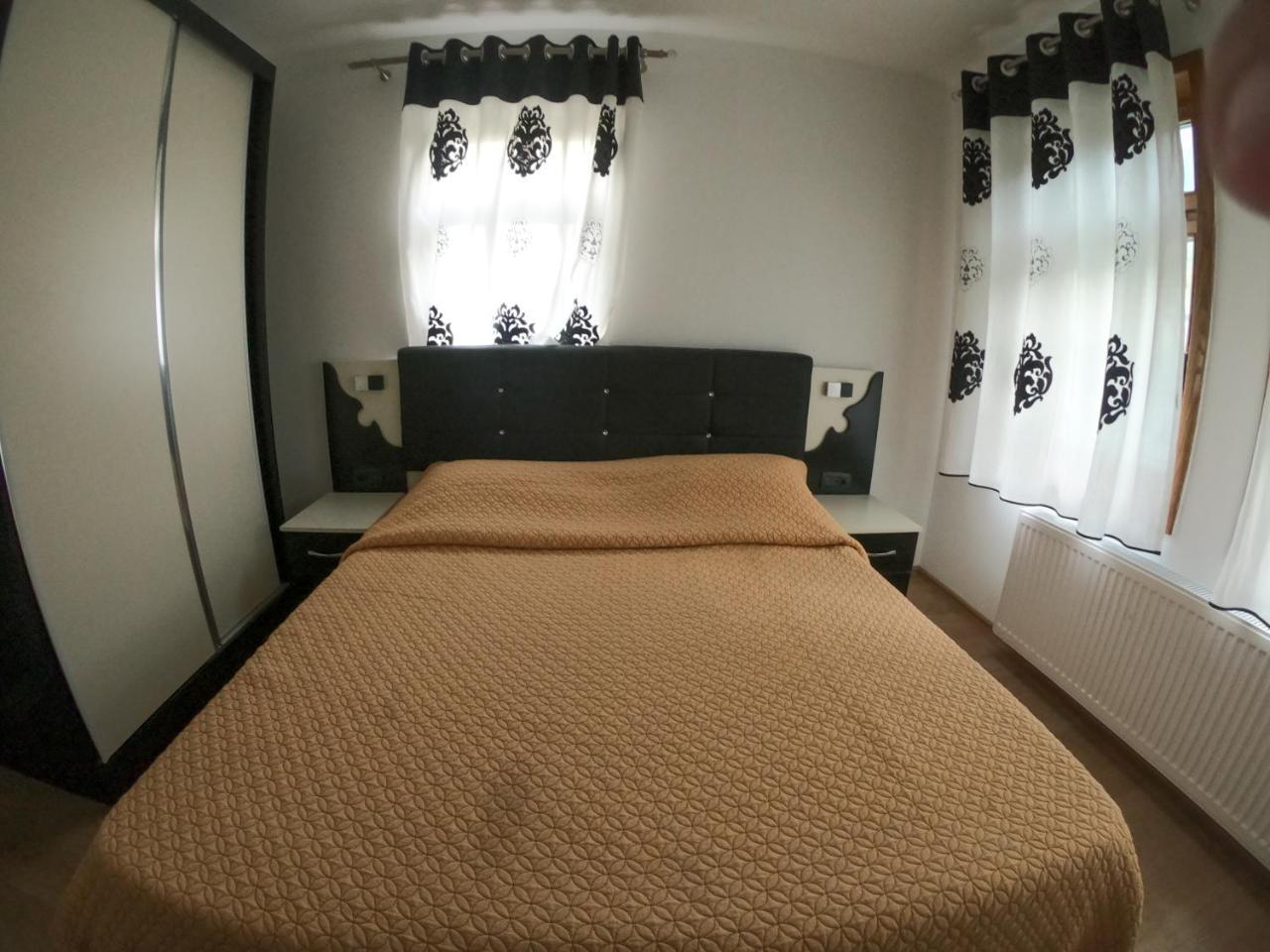 Hotel Fusha E Gjese Valbone Extérieur photo