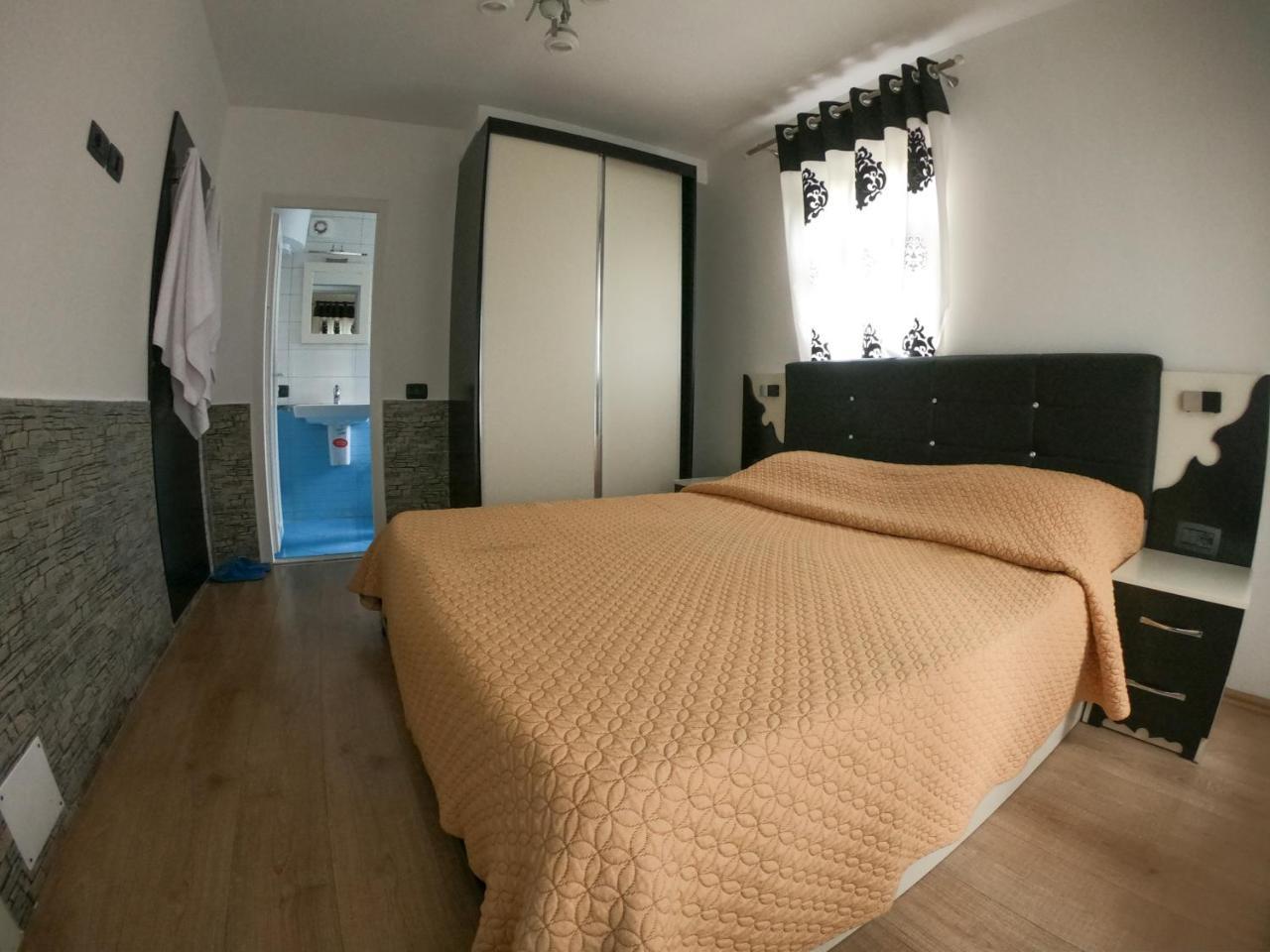 Hotel Fusha E Gjese Valbone Extérieur photo